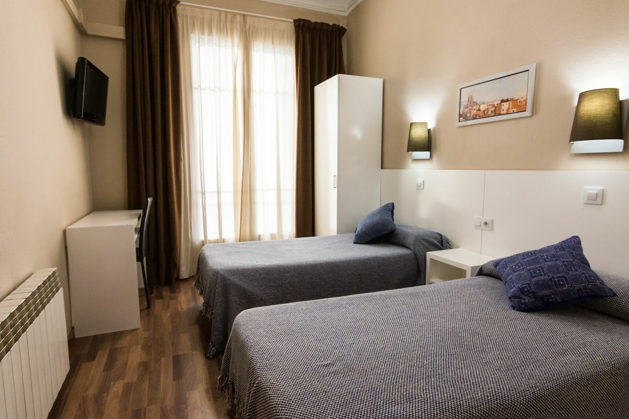 Hostal Lesseps Barcelona Luaran gambar