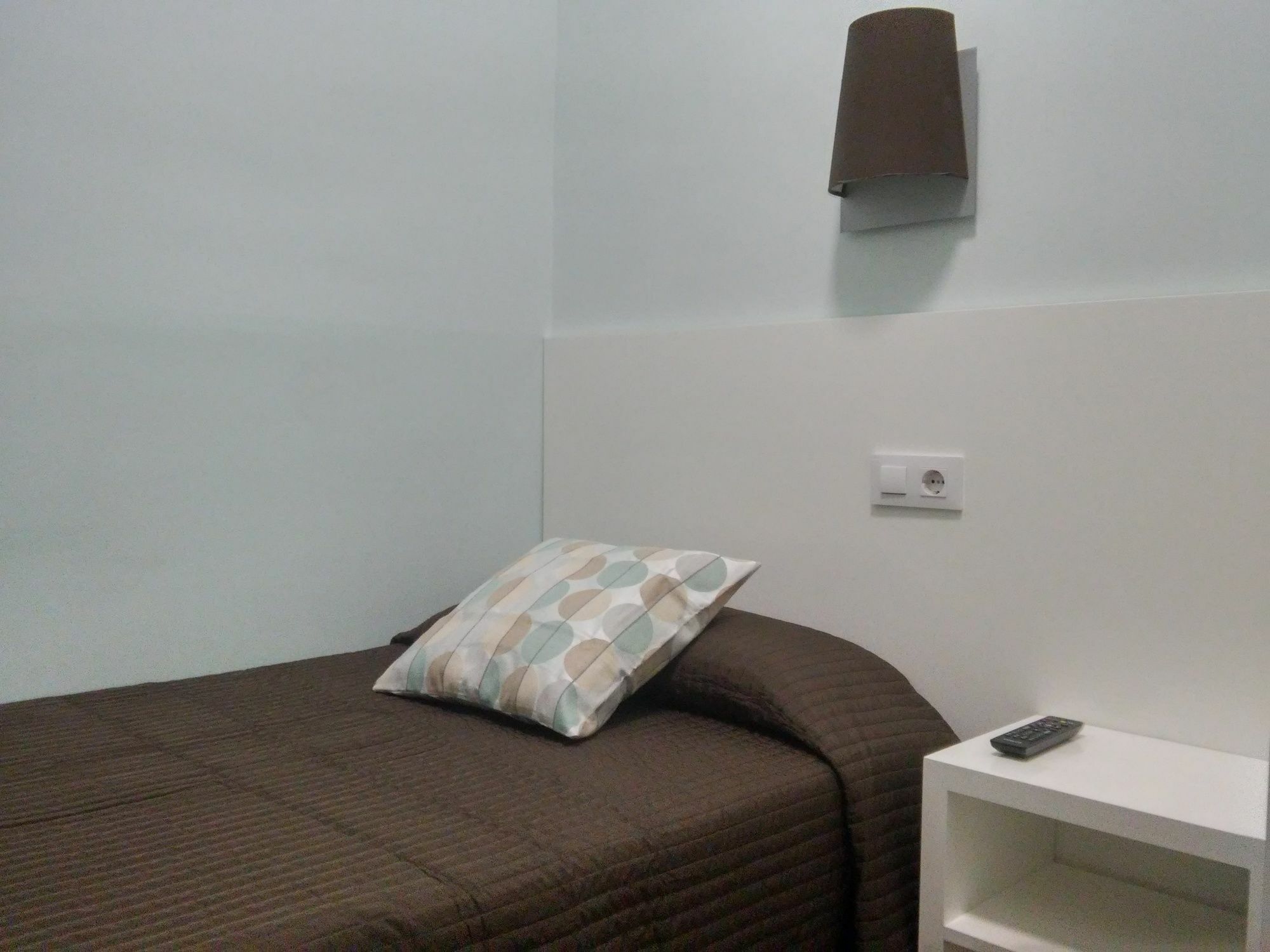 Hostal Lesseps Barcelona Luaran gambar